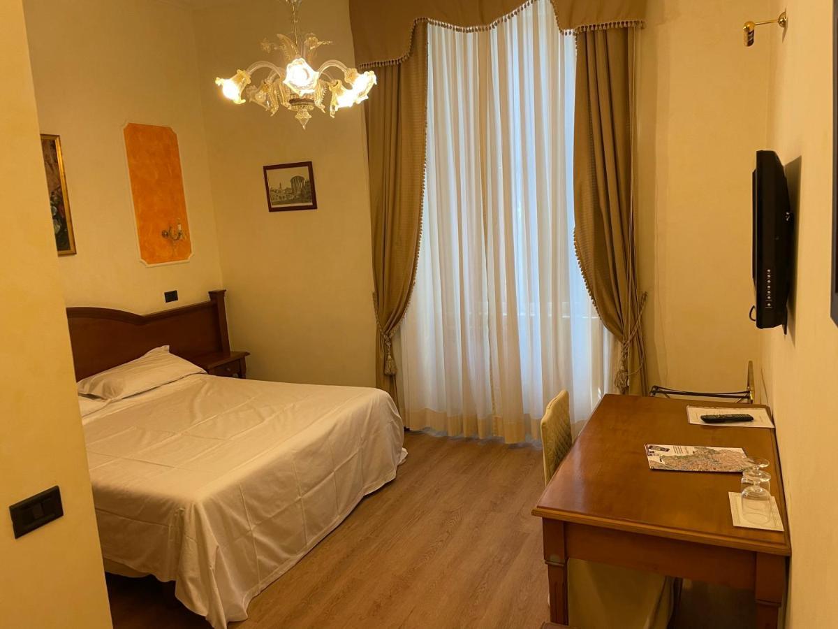 Le Petit Real Hotel Rome Luaran gambar