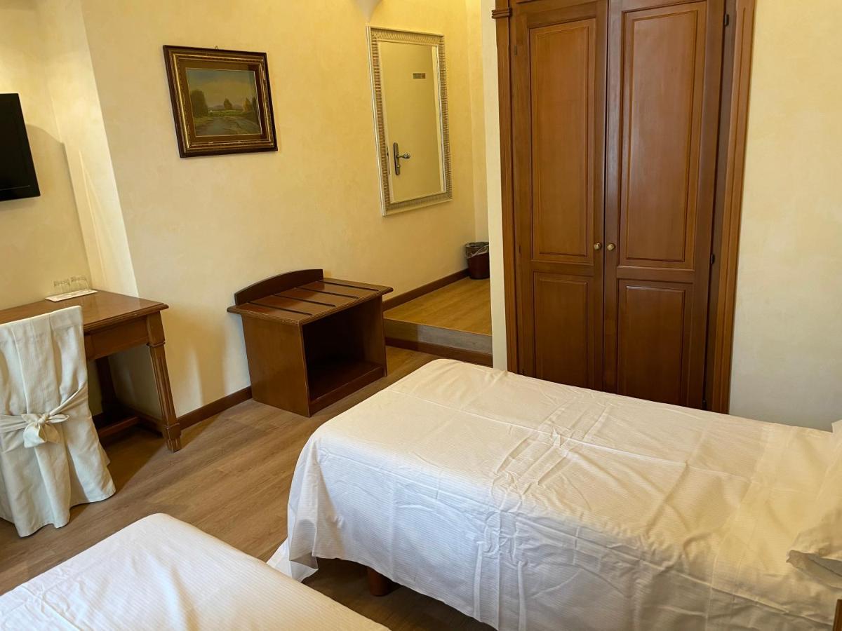 Le Petit Real Hotel Rome Luaran gambar